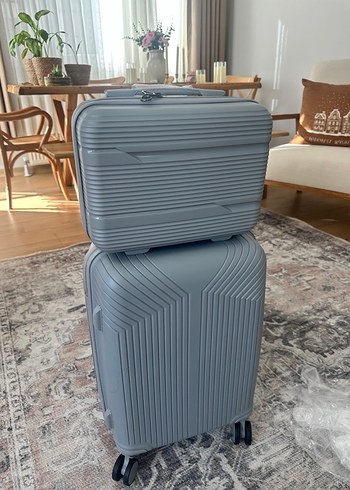 Gri Minimalist Erkek Valiz Seti - Görsel 2