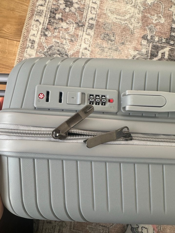 Gri Minimalist Erkek Valiz Seti - Görsel 3