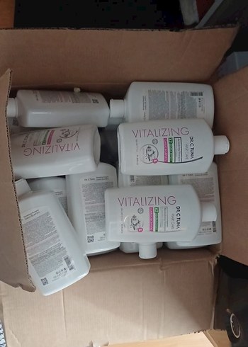 Farmasi Vitalizing Saç Bakım Şampuanı