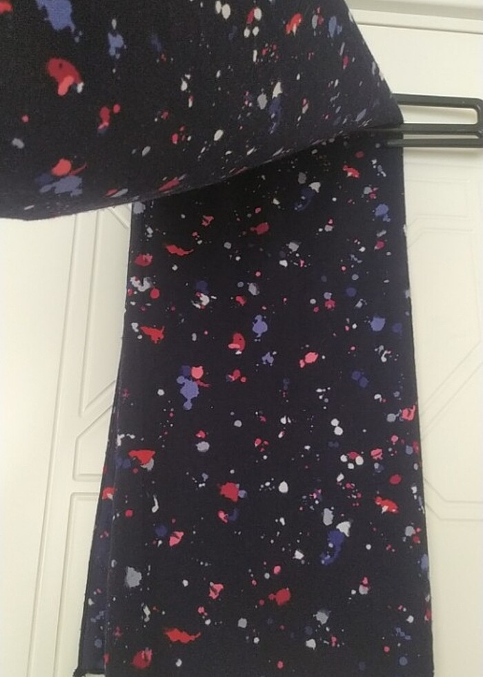 Puantiyeli mavi eşarp  - Görsel 2