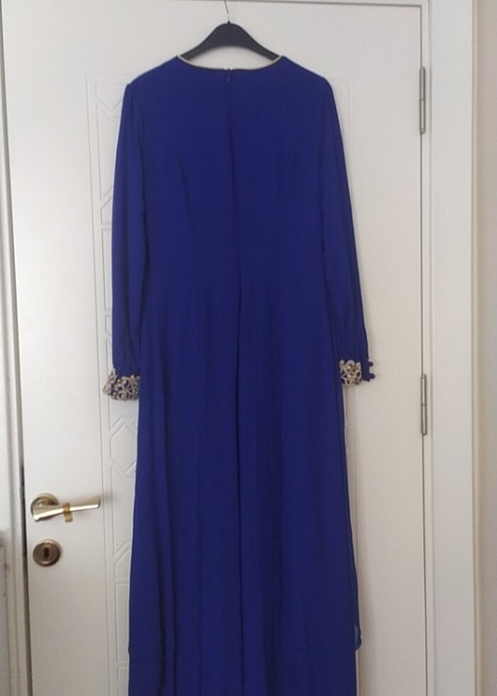 Lacivert elbise kol ve bel sarı isleme detaylı - Görsel 5