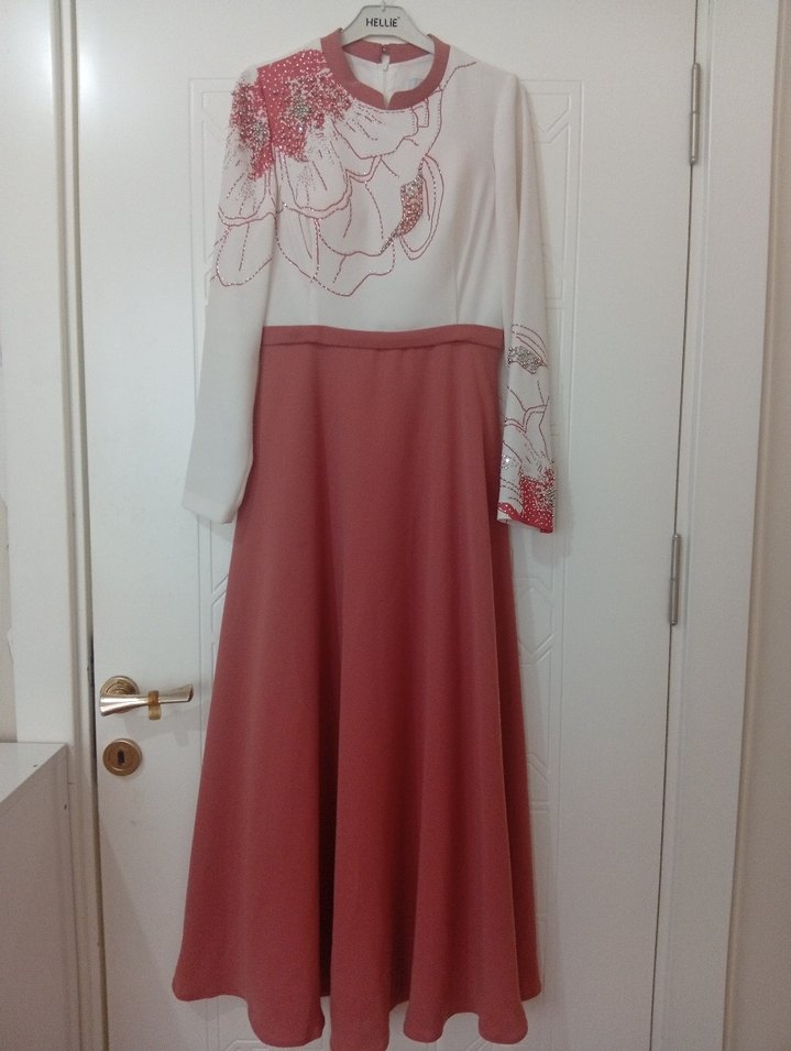 Nakışlı Boncuklu Uzun Kollu Pembe Abiye Elbise - Görsel 5