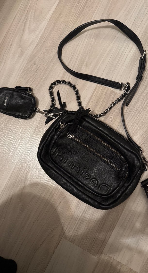 Desigual Siyah Deri Kadın Çapraz Çanta Çift askılı - Görsel 2