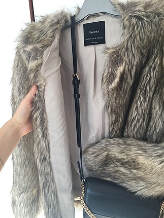 Bershka Bershka kürk s bedene de olur