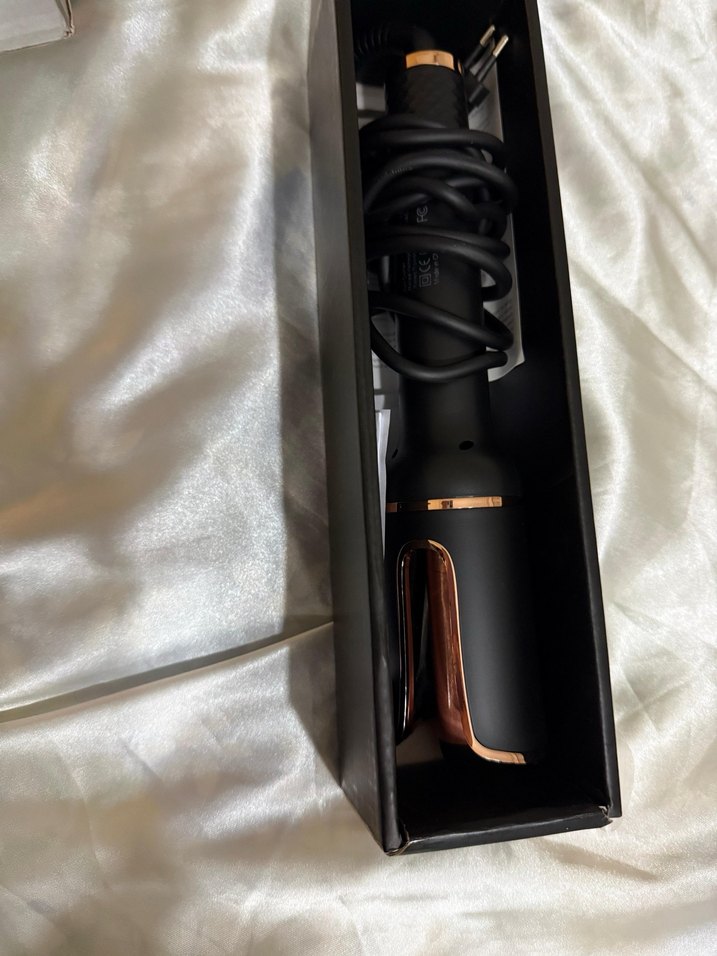 Siyah Saç Şekillendirici Cihaz - Görsel 2