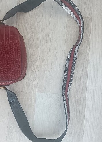 Kol çantası 