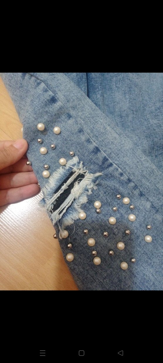 Pul Detaylı Mavi Kadın Denim Pantolon - Görsel 4