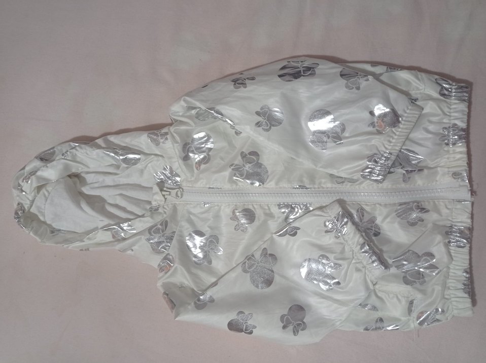 Kız Çocuk Şeffaf Kapüşonlu Yağmurluk - Görsel 2