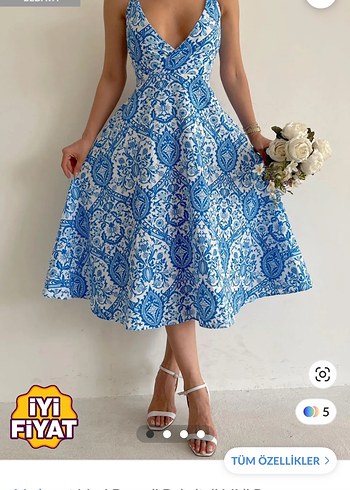 m Beden Mavi V Yaka Çiçekli Dantel Midi Elbise