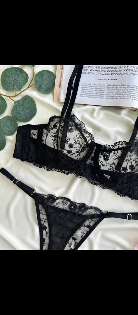 Nakışlı Siyah Sütyen Takımı - Görsel 3