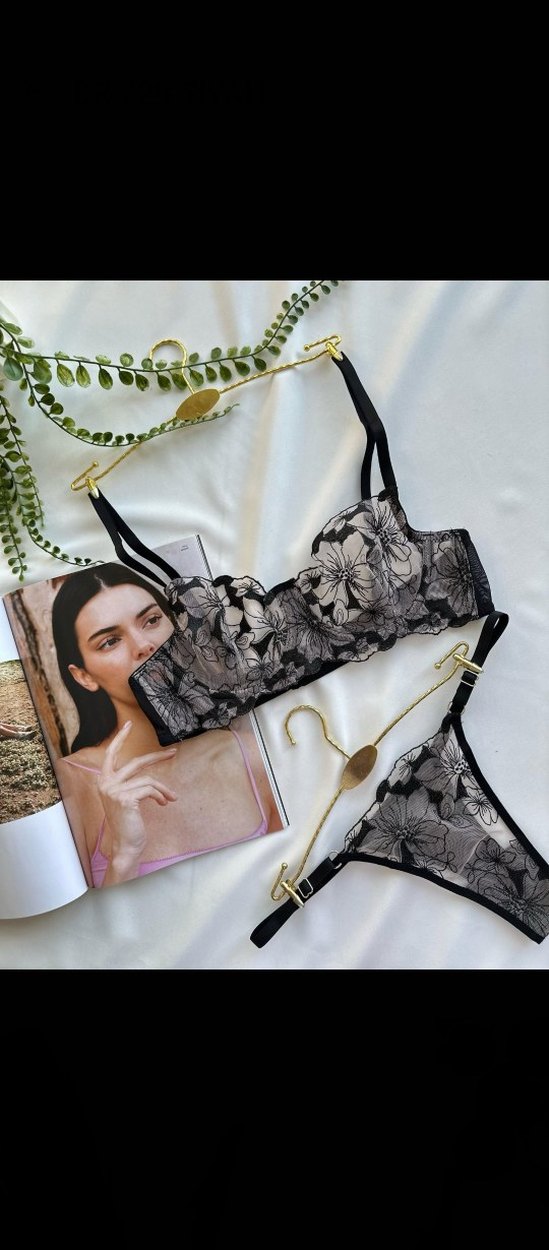 Siyah çiçek detaylı sütyen takımı - Görsel 4