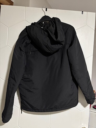 Pull and Bear Pull and Bear kanguru mont