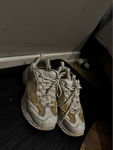 37 Beden çeşitli Renk Skechers orijinal dir