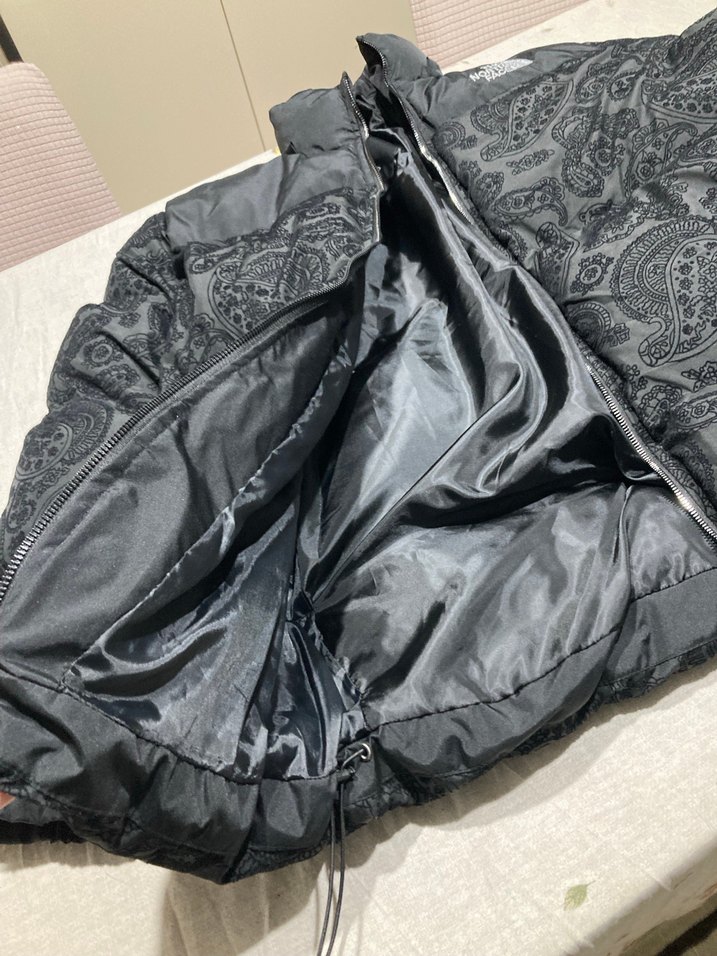 The North Face Etnik Desenli Şişme Mont - Görsel 4