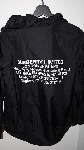 s Beden Burberry yagmurluk