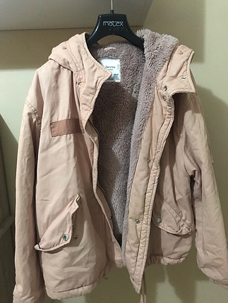 Bershka mont