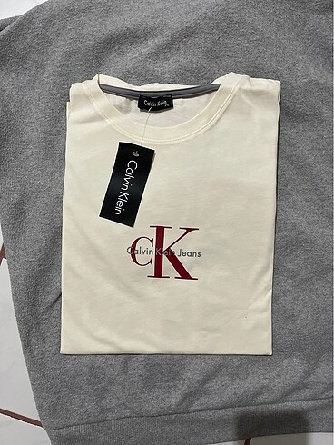 Calvin Klein kaliteli penye kumaş Tişört