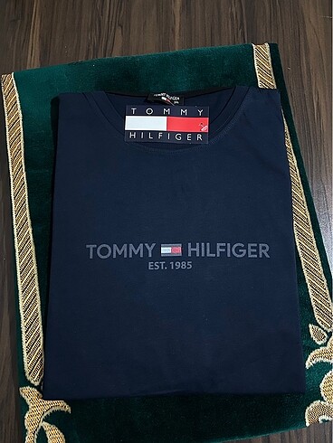 Tommy Hilfiger kaliteli penye kumaş Tişört