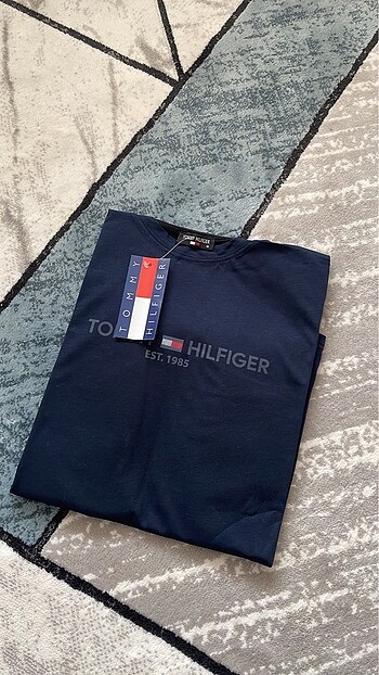 Tommy Hılfıger Kaliteli penye kumaş Tişört