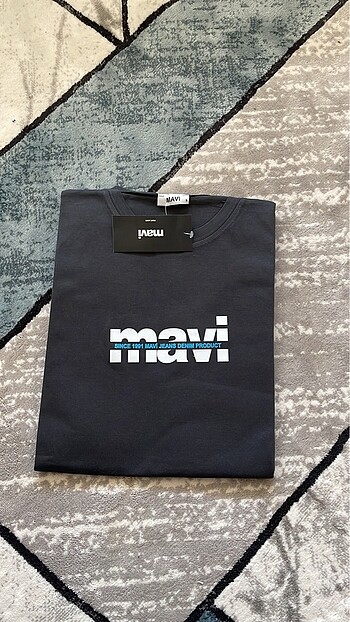 Mavi kaliteli penye kumaş Tişört