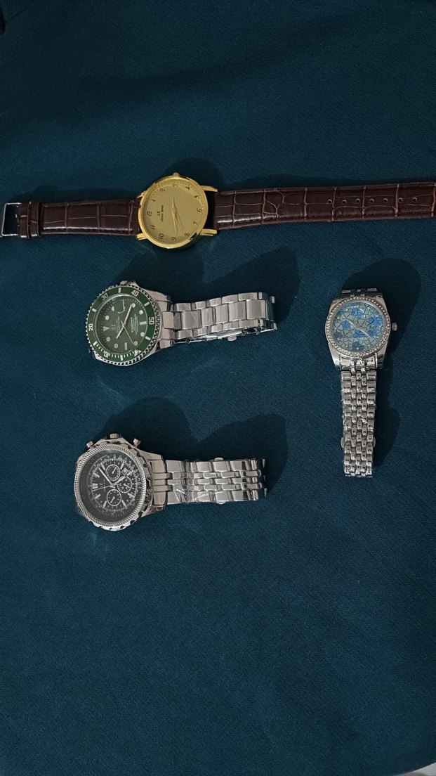 Klasik ve Çağdaş Erkek Saatleri Seti - Görsel 2