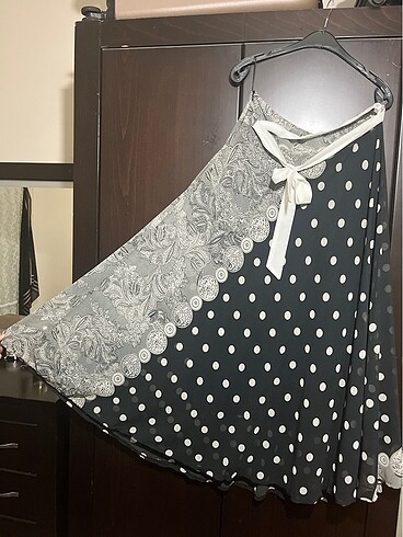 42 Beden astarlı, uzun, şifon etek 42 beden