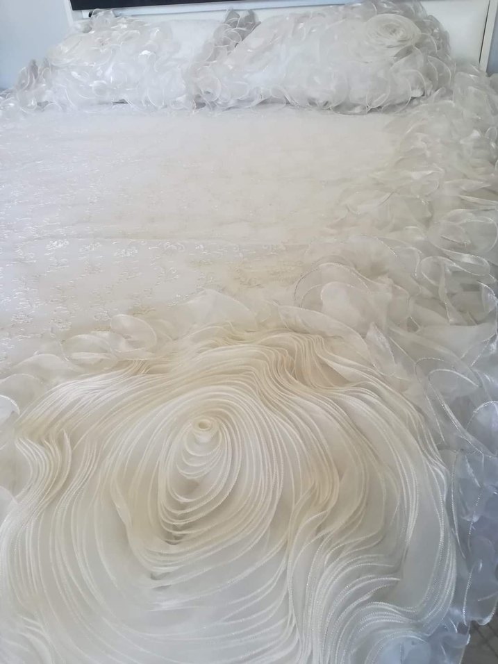 Beyaz Nakışlı Gelinlik Yatak Örtüsü - Görsel 5