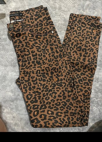 Kahverengi Leopar Desenli Kadın Kumaş Pantolon