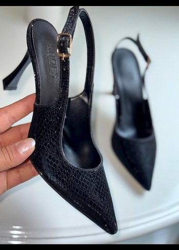37 Beden siyah Renk Siyah Yılan Desenli Stiletto