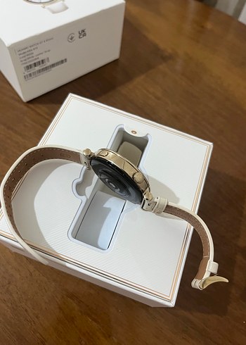 Huawei Watch GT 4 Beyaz Akıllı Saat kadın - Görsel 3