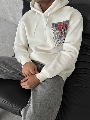 Diğer Uzun Kol Kapüşonlu Ön Ve Arka Baskılı SweatShirt