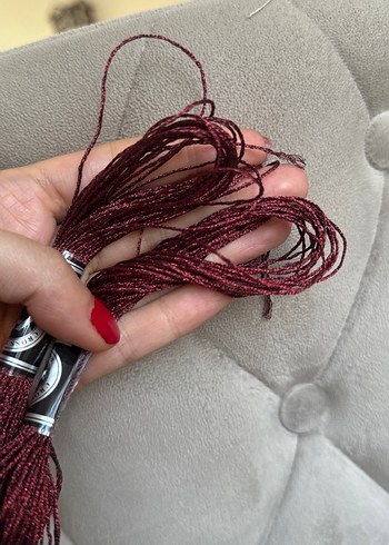  Beden çeşitli Renk Siyah bordo karışımı simli etamin ipi