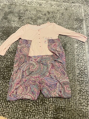 s Beden Carthernes pijama takımı