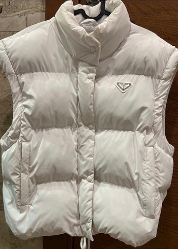 Prada Düğmeli Beyaz Kadın Kışlık mont - Görsel 6