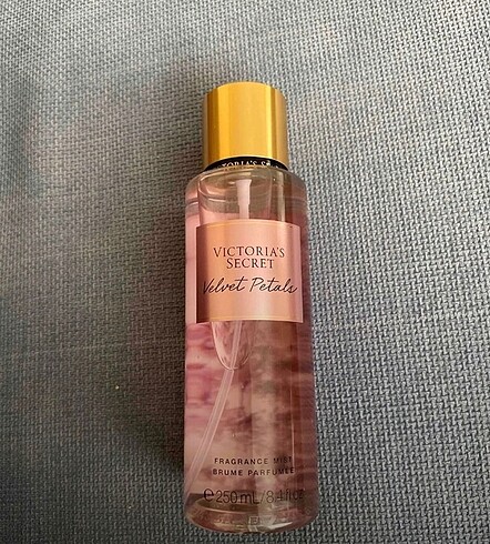 Victoria secret vücut spreyi