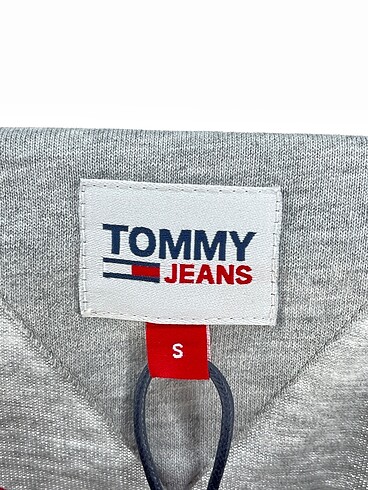 s Beden gri Renk Tommy Hilfiger T-shirt %70 İndirimli.