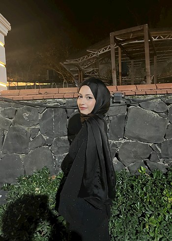 Siyah simli arkadan ipli ayarlanabılır elbise - Görsel 4