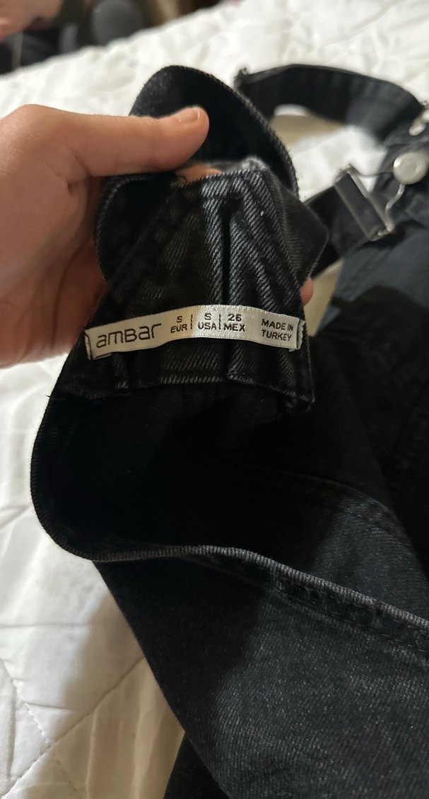 Kadın Siyah Denim Kısa Askılı Tulum - Görsel 3