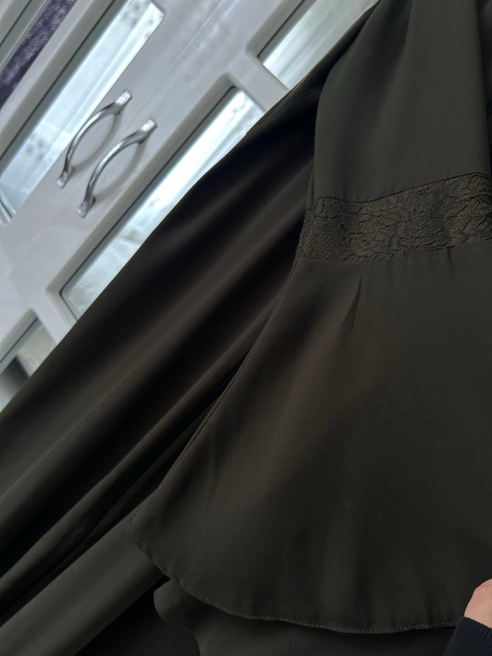 Drapeli Siyah Uzun Kadın Ferace - Görsel 2