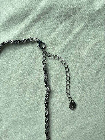 Beden stradivarius silver zincir kolye