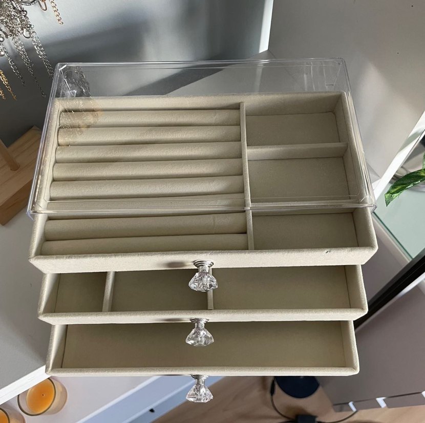 3 Çekmeceli Bej Renk Takı Kutusu - Görsel 5