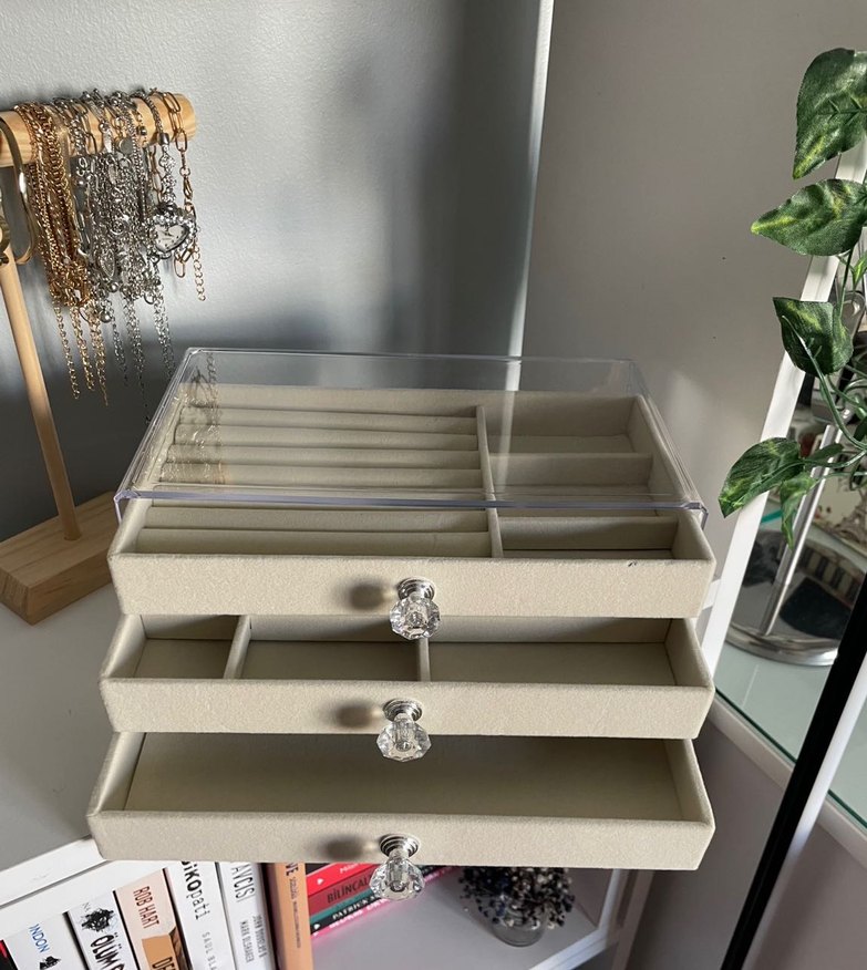 3 Çekmeceli Bej Renk Takı Kutusu - Görsel 3