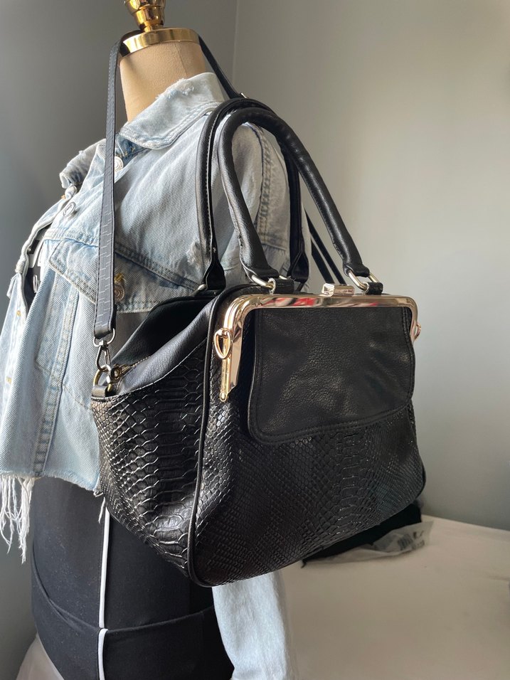 Vintage Siyah Yılan Derisi Desenli Çanta - Görsel 5