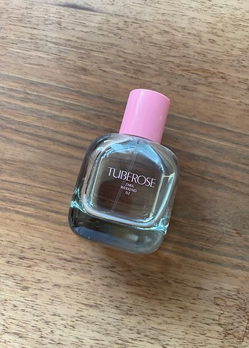 Zara parfüm Pink Flambe ve Tuberose - Görsel 3