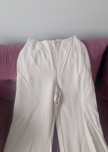 LC Waikiki Beyaz Piliseli Kadın Pantolon