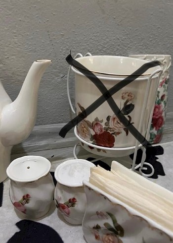 Beyaz Çiçek Desenli Porselen Çaydanlık Seti - Görsel 4