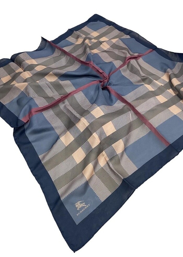 Burberry soft eşarp  - Görsel 3