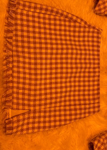 Beyaz mor kareli ceketli etek takımı - Görsel 2