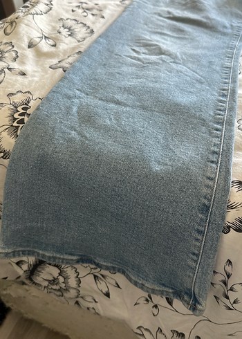 Açık mavi Rahat Kesim Kadın İspanyol paça Kot Pantolon - Görsel 3