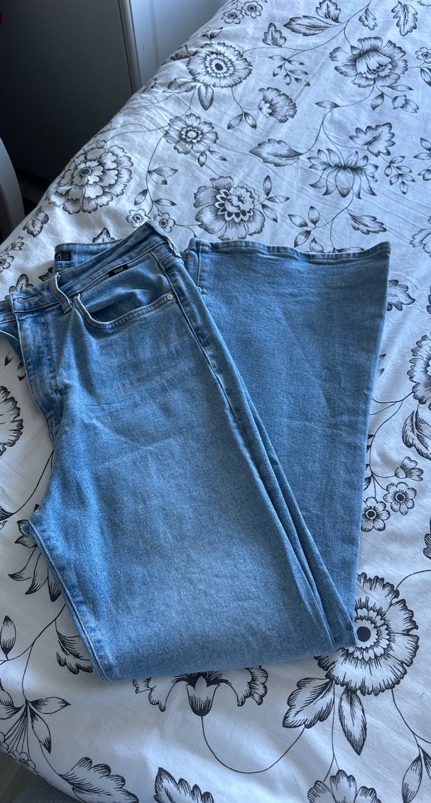 Açık mavi Rahat Kesim Kadın İspanyol paça Kot Pantolon - Görsel 5